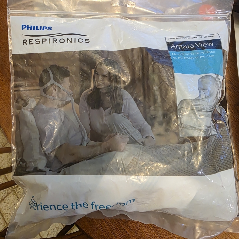 Philips Respironics Amara View Mask with Blue Accents